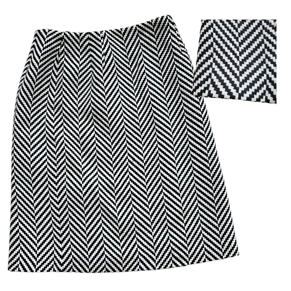 TALBOTS BLACK/WHITE WOOL SKIRT SIZE 4